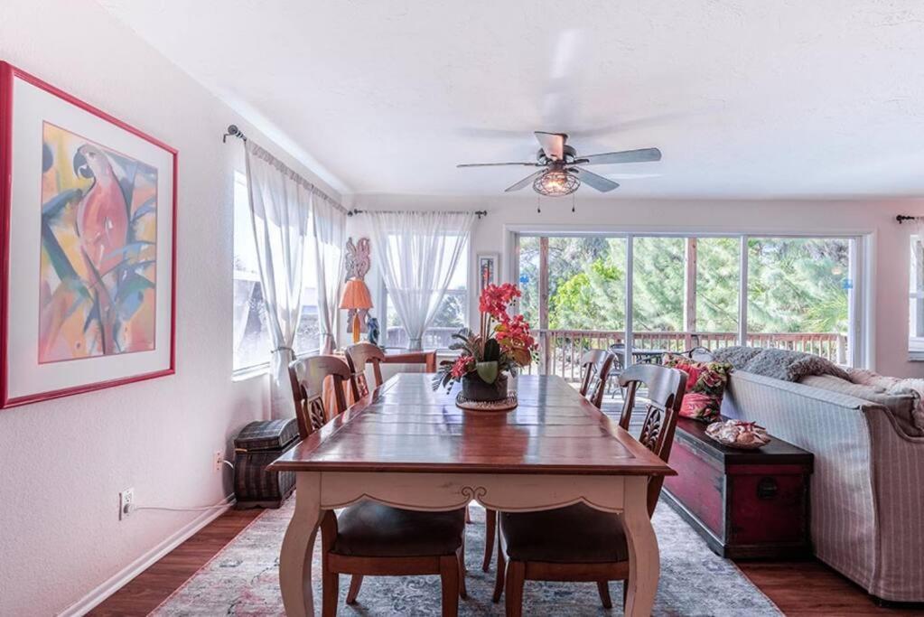 Your Tranquil Escape Is Found Directly On The Beach At The Serenity Beach Condo. Cayo Siesta Exterior foto
