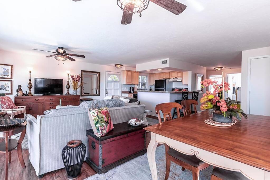 Your Tranquil Escape Is Found Directly On The Beach At The Serenity Beach Condo. Cayo Siesta Exterior foto